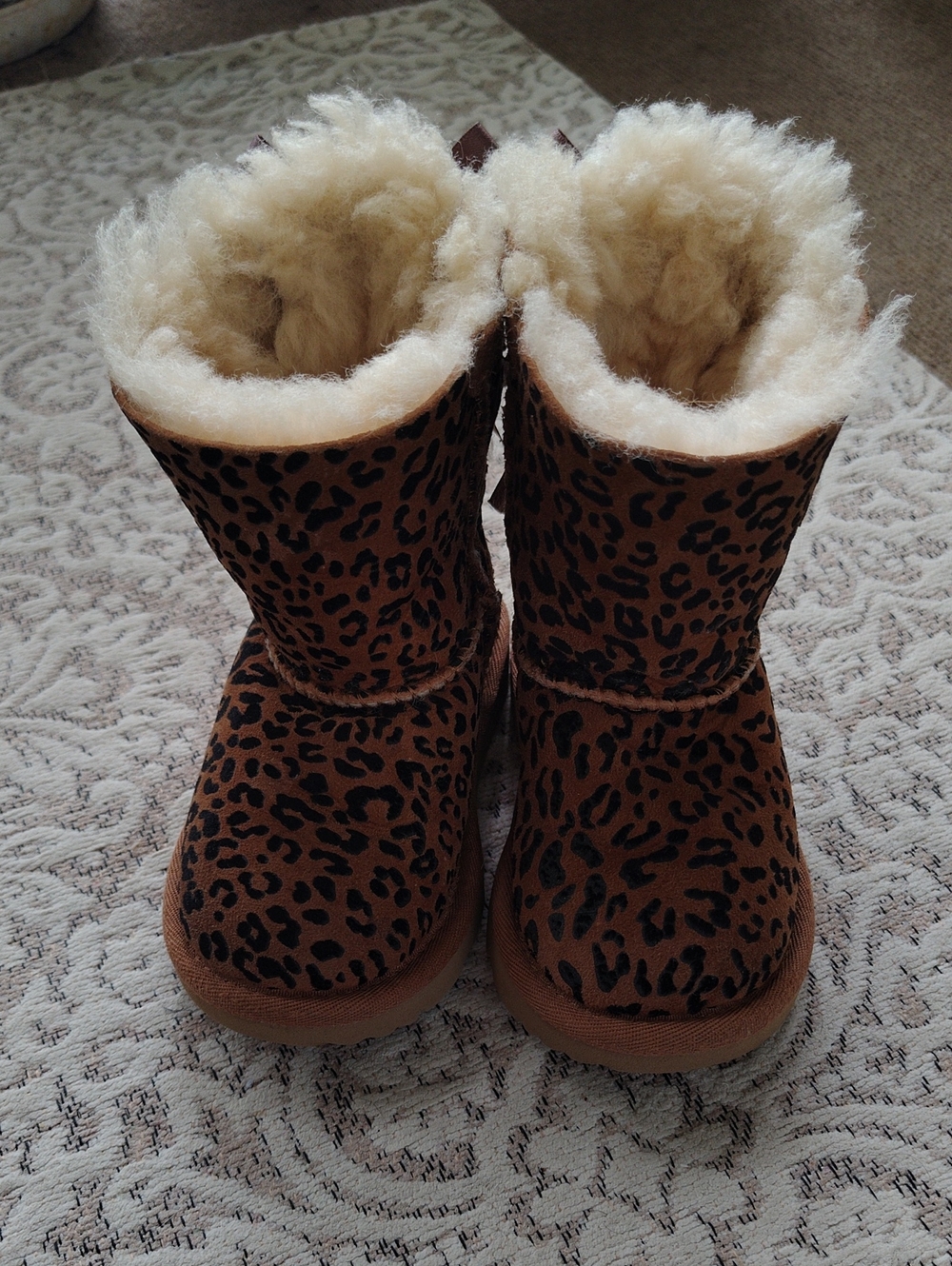 UGG Kids Leopard Print  Fur Lined Boots - Brown